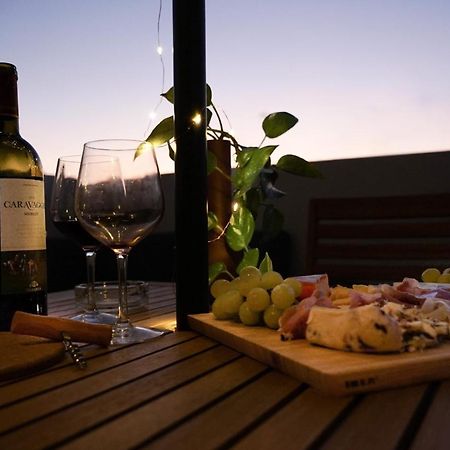 セント・ポールズ・ベイCosy Designer Seaview Penthouse With Terrace & Bbqアパートメント エクステリア 写真