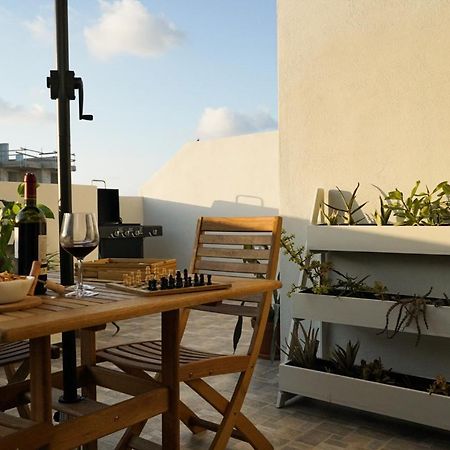 セント・ポールズ・ベイCosy Designer Seaview Penthouse With Terrace & Bbqアパートメント エクステリア 写真